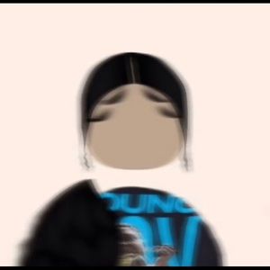 Meet your Posher, Chloe